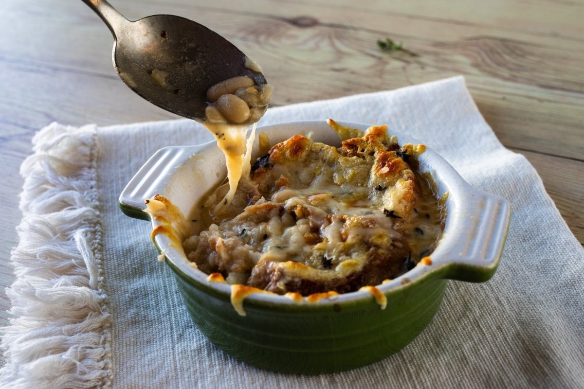 Jaíne Mackievicz's Creamy Marcella Bean and Caramelized Onion Soup – Rancho Gordo