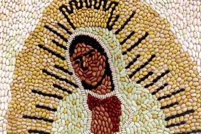 Bean Art: Virgen de Guadalupe